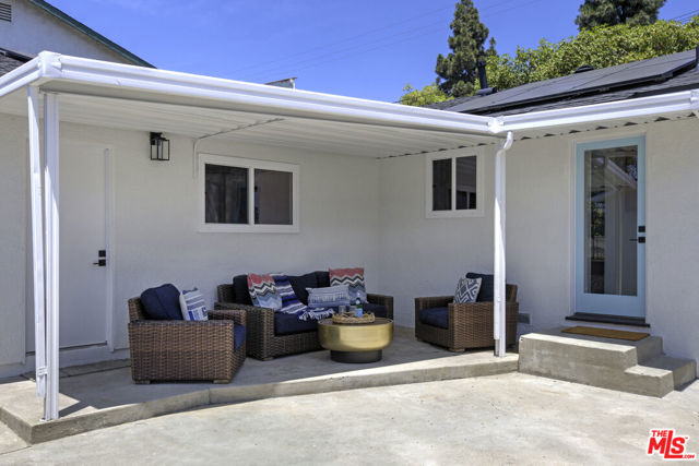 21109 Longworth Avenue, Lakewood CA: https://media.crmls.org/mediaz/9ea4b0c2-a7b8-41ab-b52b-c086cee2b4c3.jpg