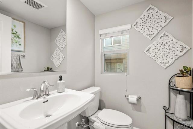 Detail Gallery Image 33 of 55 For 1840 Mint #6,  Chula Vista,  CA 91915 - 4 Beds | 3 Baths