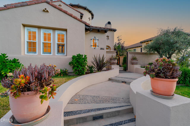 3911 Lilac Canyon Lane, Altadena CA: https://media.crmls.org/mediaz/9ea79c46-8a9d-4d1c-aefa-e4dc01f91320.jpg