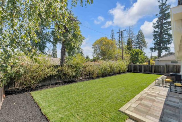209 Nob Hill Way, Los Gatos CA: https://media.crmls.org/mediaz/9ea7ad82-0d30-42ad-a9a8-2283594908d4.jpg