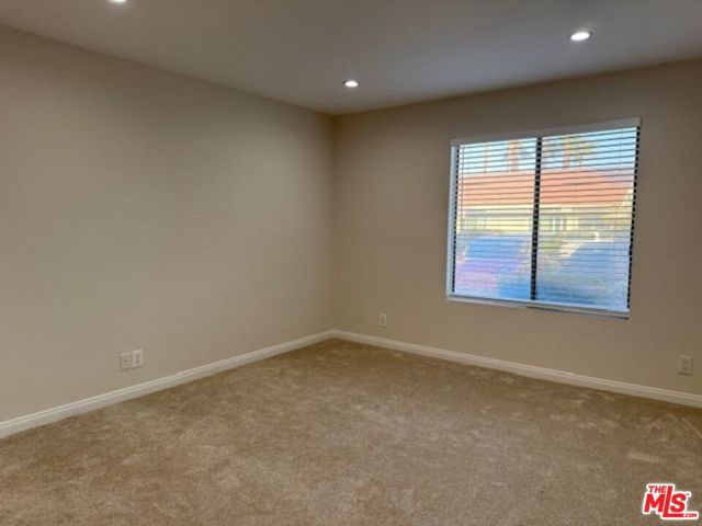 Image 7 of 11 For 43376 Cook Street 217