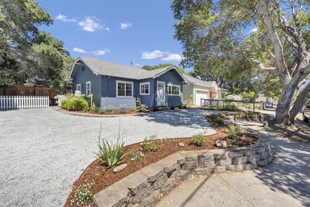 2625 Howe Street, Santa Cruz CA: https://media.crmls.org/mediaz/9ea81f0e-6b11-49d0-9133-d6049a4d5388.jpg