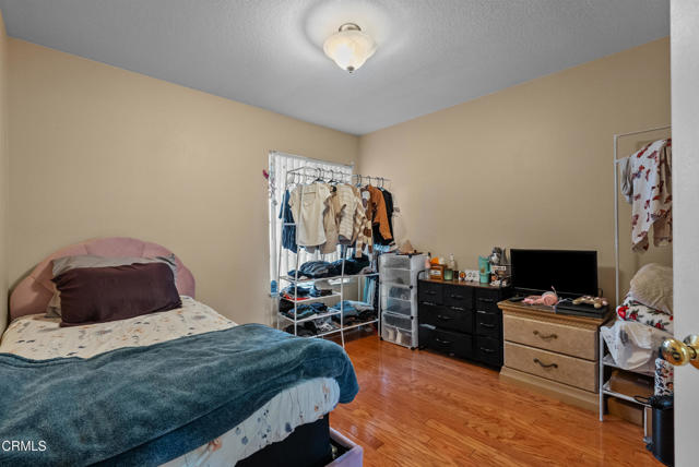 1306 Bluejay Street, Fillmore CA: https://media.crmls.org/mediaz/9ea82e64-9a6b-4dd0-839a-50ae64542e45.jpg