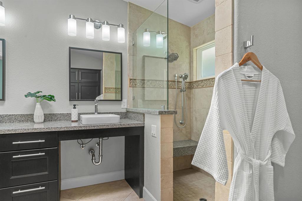 MLS #250043071SD image #13