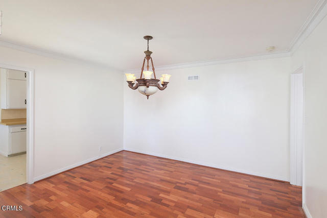 Detail Gallery Image 5 of 31 For 3411 S Cochran Ave, Los Angeles,  CA 90016 - 3 Beds | 2 Baths