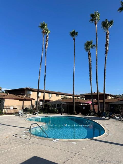 9739 Winter Gardens Blvd, Lakeside CA: https://media.crmls.org/mediaz/9eab9994-1cd5-42a4-8bf1-92e9787bc3ad.jpg