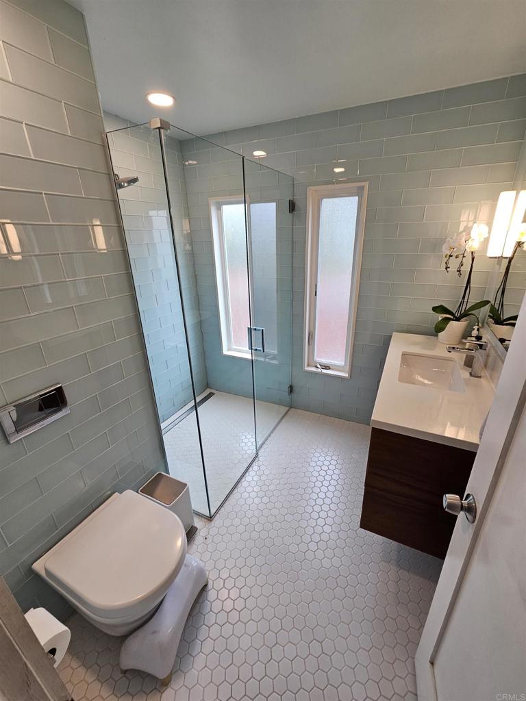 4627 Dwight Street - photo 8