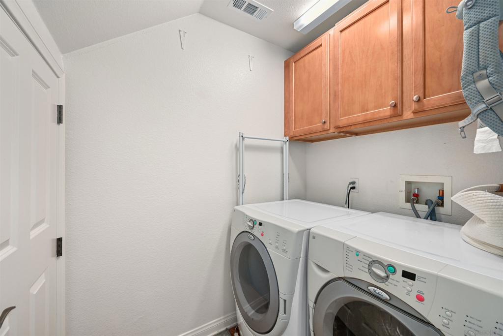 1355 Sky Ridge - photo 17