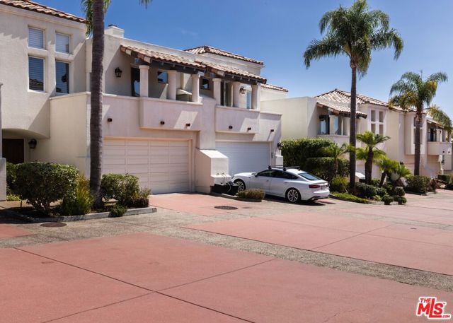 Drew Fenton | 6435 Zumirez Drive Malibu CA | MLS: 7299005