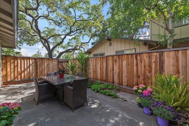 99 Sherland Avenue, Mountain View CA: https://media.crmls.org/mediaz/9ead28bd-1ecd-4165-9155-2854016f311a.jpg