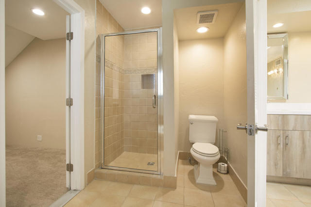 Image 33 of 42 For 73318 Shadow Mountain Drive B