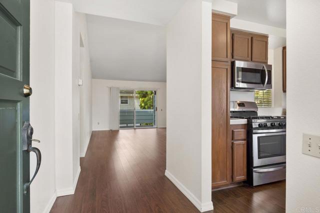13398 Tiverton Road, San Diego CA: https://media.crmls.org/mediaz/9eae87e0-e906-40c3-8a27-f9a683562989.jpg