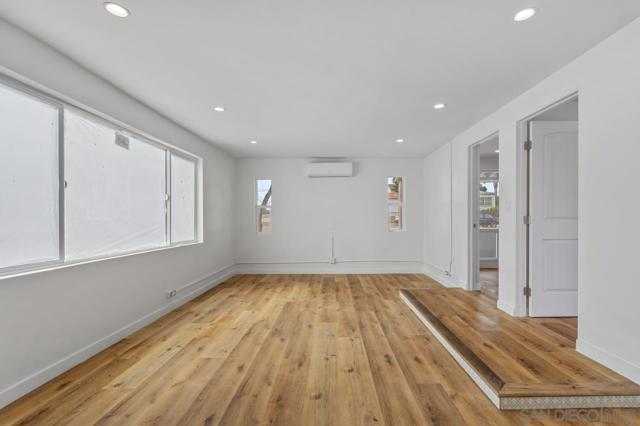 1195 Georgia A-C, Imperial Beach CA: https://media.crmls.org/mediaz/9eaeb1da-1098-482d-8d02-9e3fb401233f.jpg