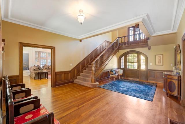 1190 Emory Street, San Jose CA: https://media.crmls.org/mediaz/9eaf3c9b-4b2f-42e2-95ef-b85c40477a99.jpg