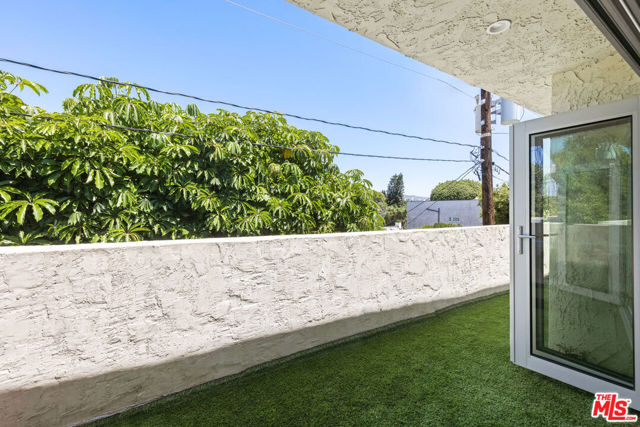9061 Keith Avenue, West Hollywood CA: https://media.crmls.org/mediaz/9eaf735b-d982-4a1b-badc-63cdf4eca3ff.jpg
