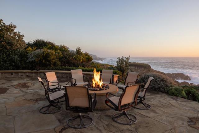 104 Yankee Point Drive, Carmel CA: https://media.crmls.org/mediaz/9eb0b166-dcc5-4e9f-b497-7451929557a6.jpg