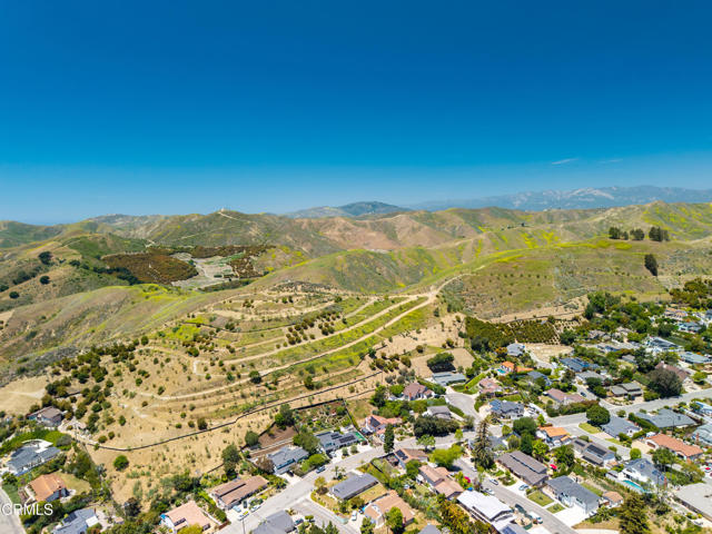 1251 Via Cielito, Ventura CA: https://media.crmls.org/mediaz/9eb229c9-dcac-4f92-8bd9-6ef19806aa8e.jpg