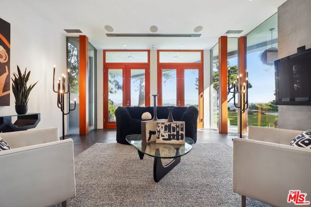 Drew Fenton | 2238 Stradella Road Los Angeles CA | MLS: 7146922