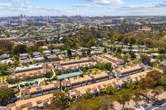 4485 Vision Drive, San Diego CA: https://media.crmls.org/mediaz/9eb4121b-4cf2-45a1-aba2-d356992ced17.jpg