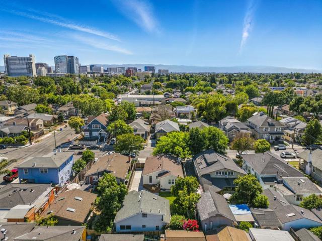 218 N 12th Street, San Jose CA: https://media.crmls.org/mediaz/9eb831c0-f603-43cb-98fe-d30b43b8e92f.jpg