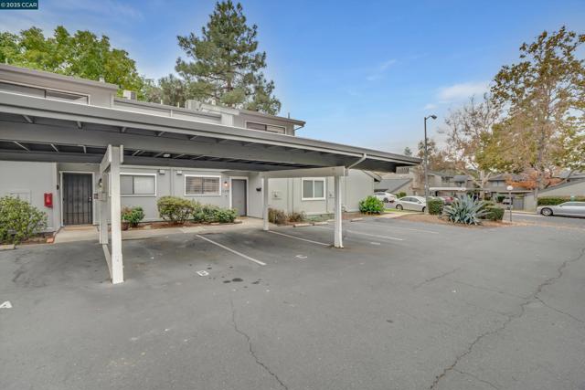 1120 Kenwal Rd, Concord CA: https://media.crmls.org/mediaz/9eb83da1-7a31-4c69-b2ea-411585b31388.jpg