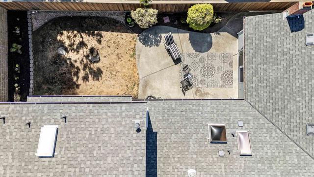 2560 Phelan Avenue, Hayward CA: https://media.crmls.org/mediaz/9eb8d334-2e32-4665-9e0a-7b901aa00105.jpg