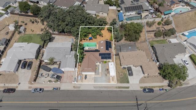 8524 Big Rock Road, Santee CA: https://media.crmls.org/mediaz/9eb98fc5-09d2-4351-9239-ff653403382b.jpg