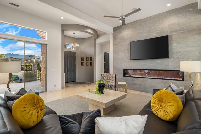 22 Calle La Reina, Rancho Mirage, CA 92270