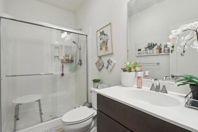 1941 Camden Street, Hollister CA: https://media.crmls.org/mediaz/9eba27a7-f7b5-4094-838e-a3c37f2211ee.jpg