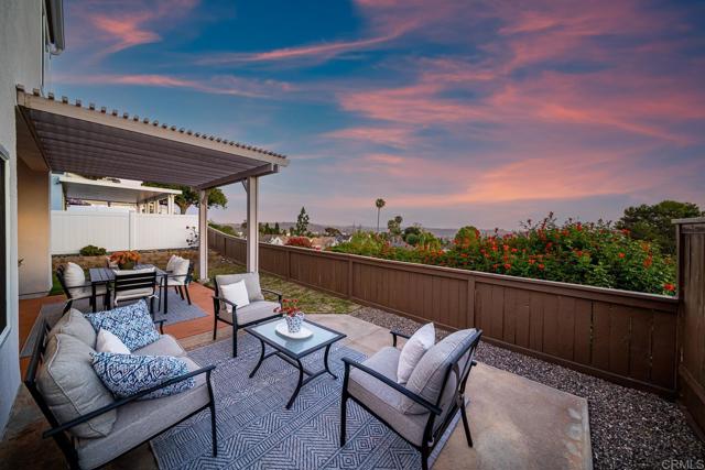 4507 Carnaby Court, Carlsbad CA: https://media.crmls.org/mediaz/9eba553d-ea96-4ff3-90b2-5756d8bcb373.jpg