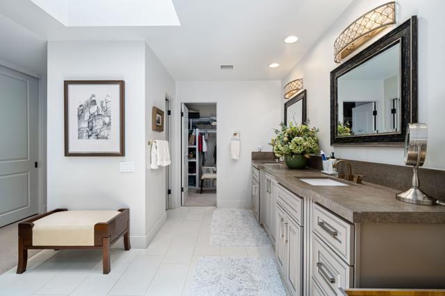 76 Princeton Drive, Rancho Mirage CA: https://media.crmls.org/mediaz/9ebb54fa-ee88-4616-beb6-b25e3d5ee97e.jpg