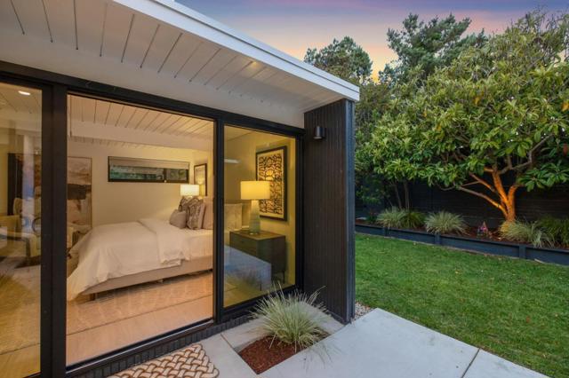 1651 Lexington, San Mateo CA: https://media.crmls.org/mediaz/9ebb8813-4fce-42a8-921e-b45b60cf03e7.jpg
