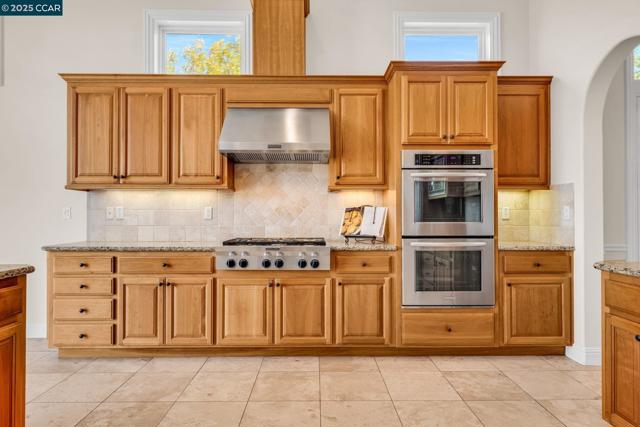 3322 Ashbourne Cir, San Ramon CA: https://media.crmls.org/mediaz/9ebc6fa5-8c63-461e-9ed4-5ff87bcf8da2.jpg