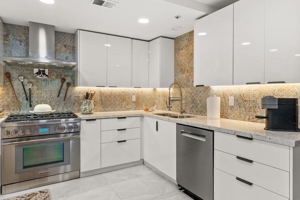 MLS #219138157PS image #17