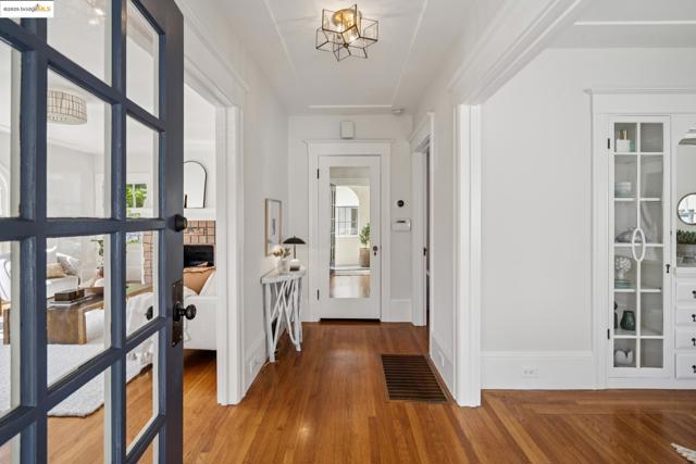 5429 Belgrave Pl., Oakland CA: https://media.crmls.org/mediaz/9ebf6512-f24f-4cf2-a71b-86c1a30fa048.jpg
