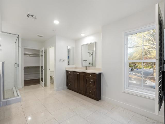 2400 Torrey Pines Rd, La Jolla CA: https://media.crmls.org/mediaz/9ec0bc8f-0d78-477a-977d-e7982bc21702.jpg