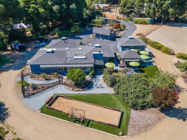 4711 Old San Jose Road, Soquel CA: https://media.crmls.org/mediaz/9ec0e1f7-37a5-4967-876e-d447284d49f2.jpg