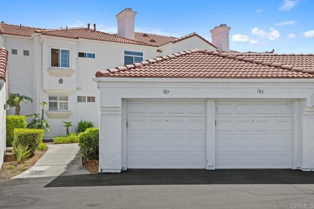 3325 Genoa Way, Oceanside CA: https://media.crmls.org/mediaz/9ec10149-0011-48b4-9e48-b586bd47ad5a.jpg
