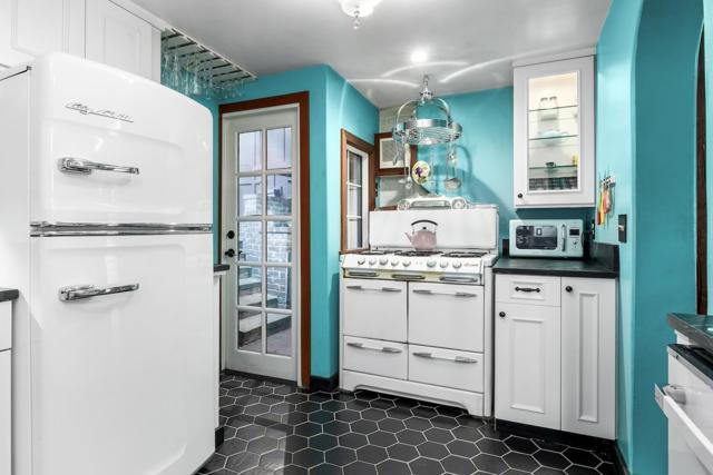 744 Cathedral Drive, Aptos CA: https://media.crmls.org/mediaz/9ec2cfb2-eb66-4eaa-b249-21c593467815.jpg