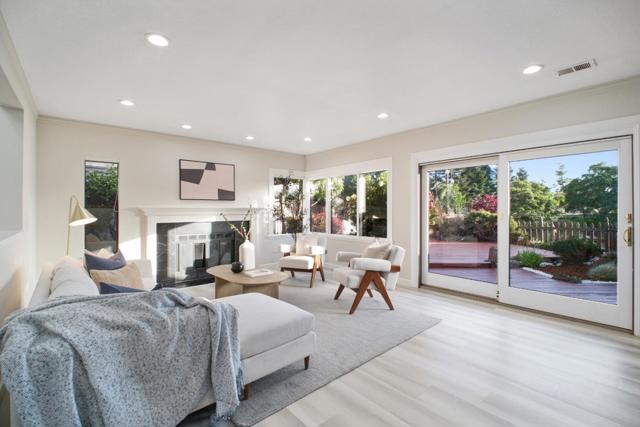 122 Purcell Drive, Alameda CA: https://media.crmls.org/mediaz/9ec320d8-3449-494b-9fb3-8b71100b52d8.jpg