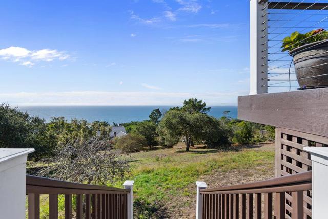 15 Mentone Road, Carmel CA: https://media.crmls.org/mediaz/9ec35dd6-b701-4da4-a5be-5fa413fa9409.jpg