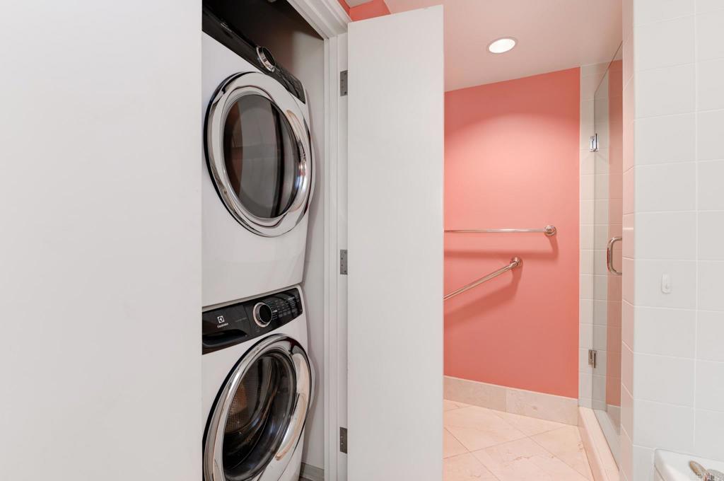 645 Front Street - photo 20