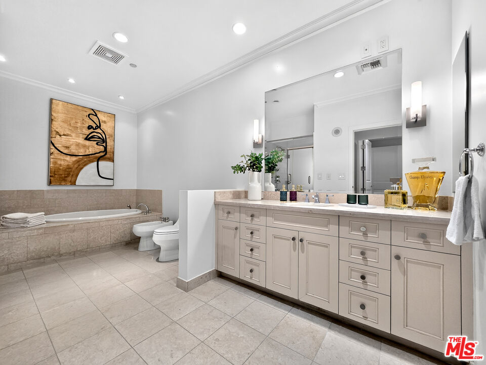 MLS #26987223 image #32