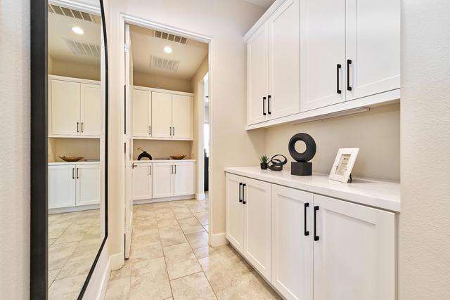 75208 Citadel Place, Indian Wells CA: https://media.crmls.org/mediaz/9ec4b522-f886-40ca-b5d8-50d5b6f8aa6e.jpg