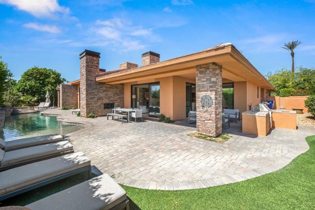 50380 Via Serenidad, La Quinta CA: https://media.crmls.org/mediaz/9ec5fca8-2d10-481c-9aab-7391931e0ee6.jpg