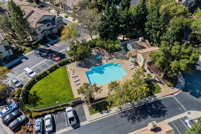 4165 Cortina Ct, Pleasanton CA: https://media.crmls.org/mediaz/9ec5fef1-5028-4a9d-bfca-05ec1e6f9922.jpg