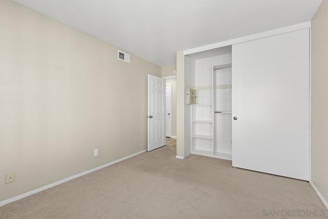 12071 Caminito Corriente, San Diego CA: https://media.crmls.org/mediaz/9ec6060e-8e85-472a-aec1-d14fa1891653.jpg