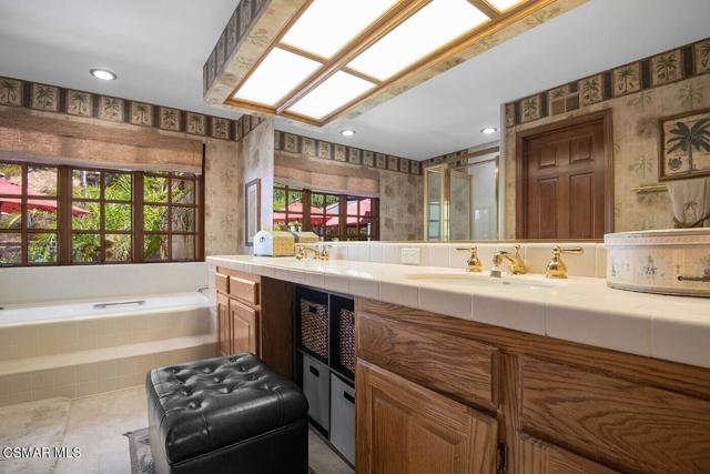 4655-pine-valley-pl-master-bathroom-2