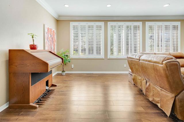 Detail Gallery Image 5 of 46 For 45878 Corte Orizaba, Temecula,  CA 92592 - 5 Beds | 2/1 Baths