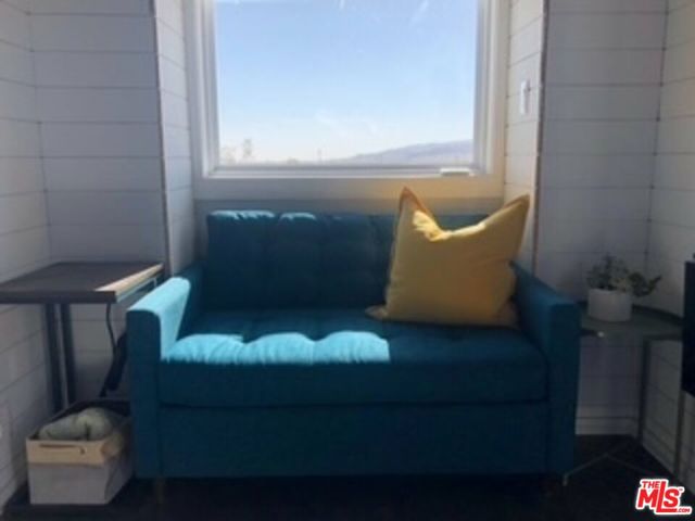 5840 White Feather Road, Joshua Tree CA: https://media.crmls.org/mediaz/9ec8003e-afb5-422b-90a7-1cd684ecb33b.jpg